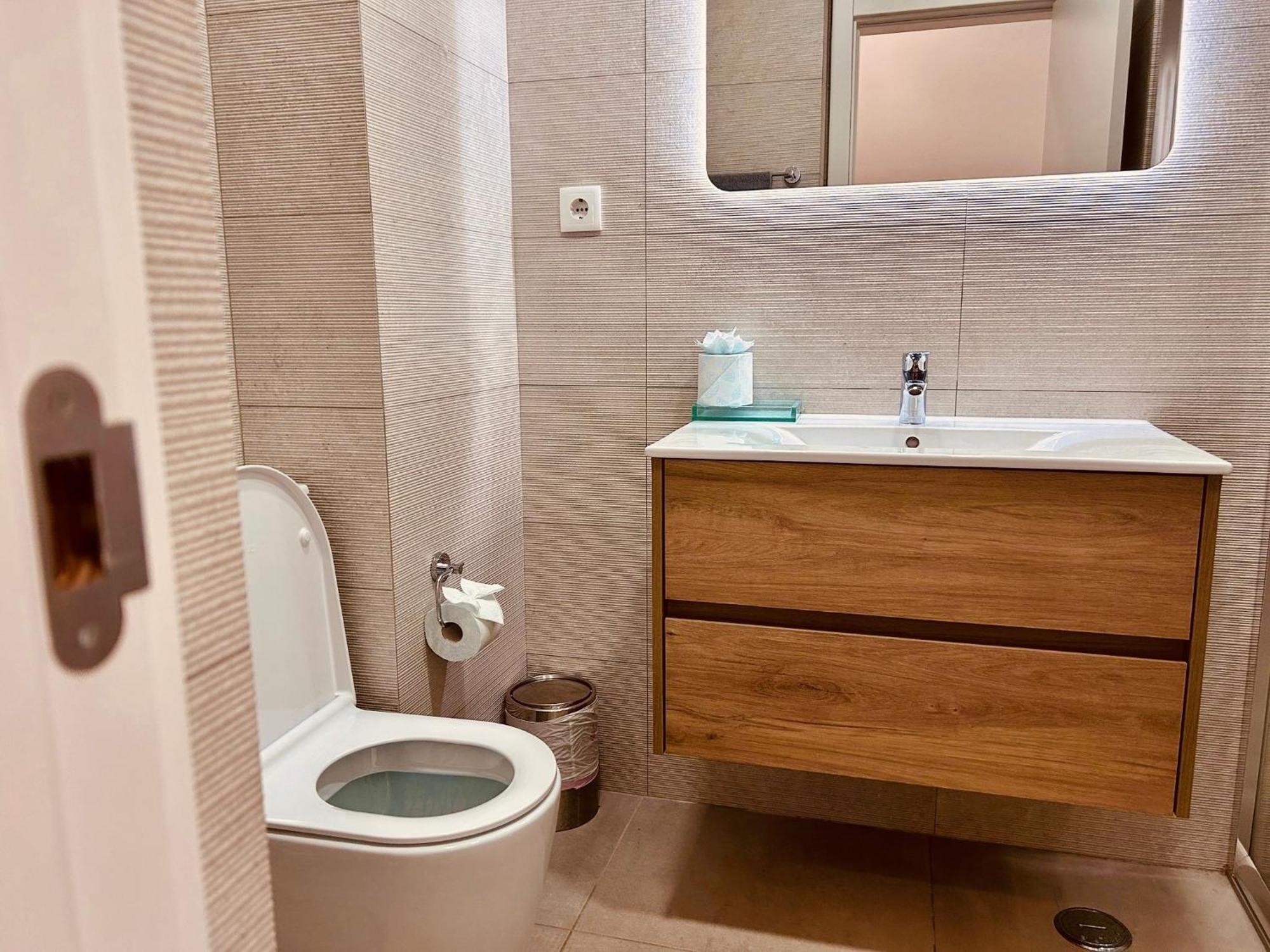 Central Lagos Apt With Marina Views Near Beaches ภายนอก รูปภาพ